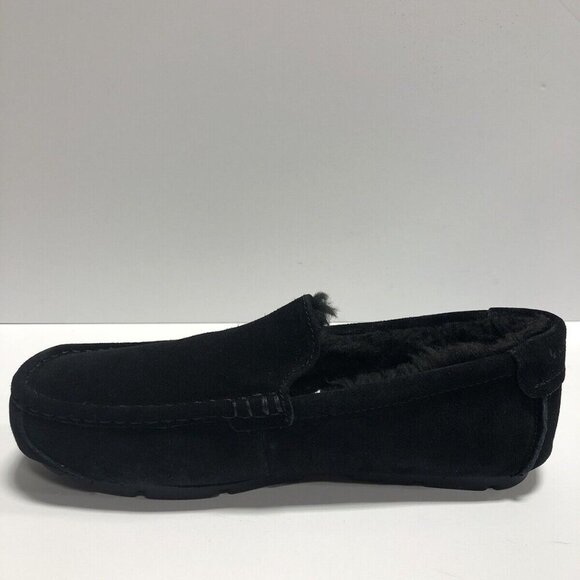 Koolaburra Men’s Tipton Black Slippers, Size 10 M